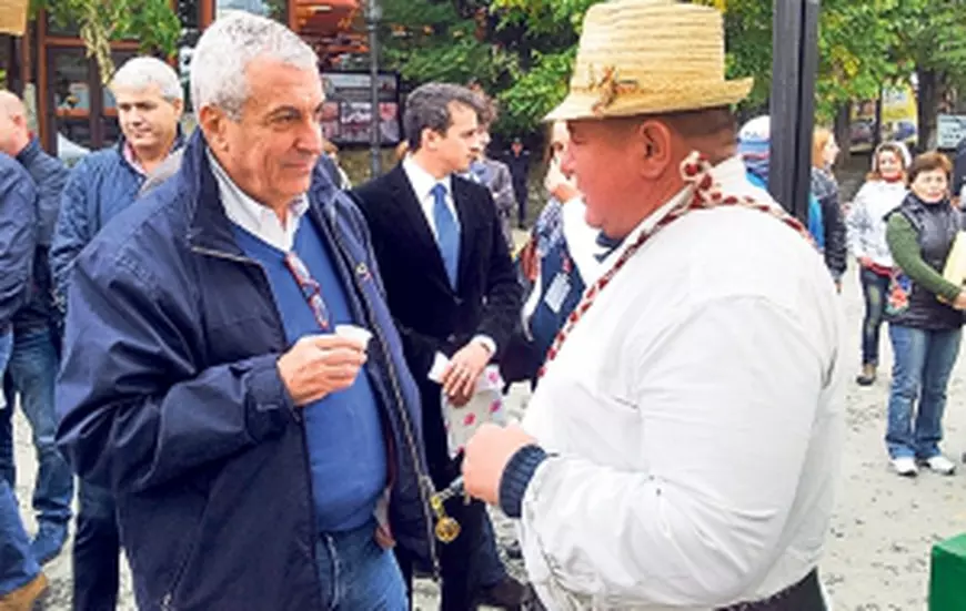 04-tariceanu-palinca.jpg