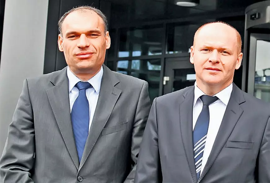 Frații Pavăl, doi dintre cei mai bogați români, cumpără un hotel istoric de pe malul lacului Garda, anunță presa din Italia