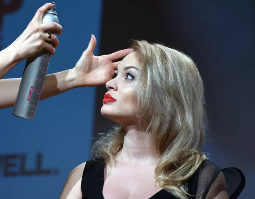 Valentina-Pelinel-schimbare-look-goldwell-2