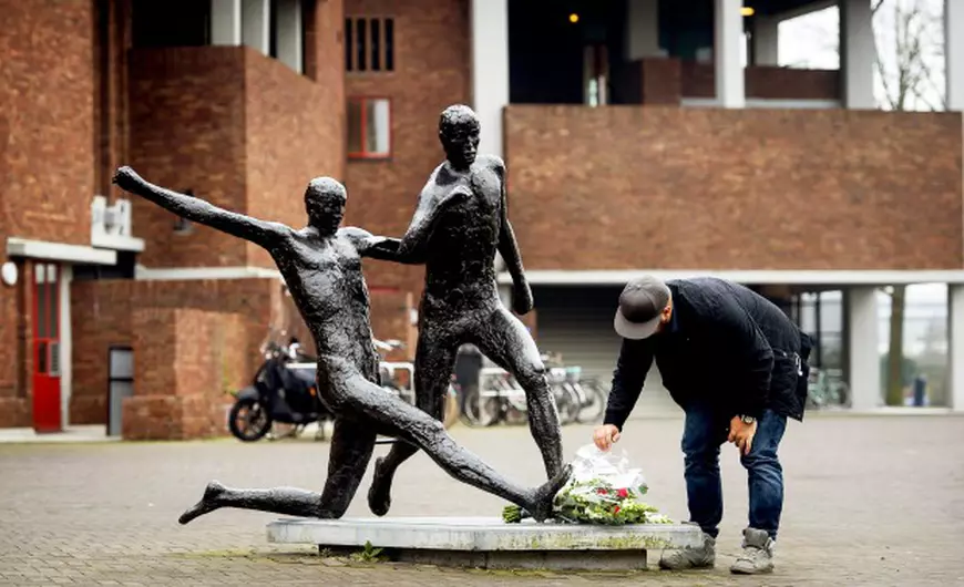 Cruyff statuie