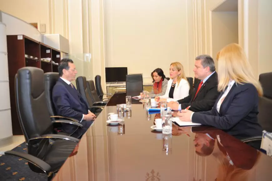 La întâlnirea cu E.S. Hussain Taha Hassan SINJARI, ambasador al Republicii Irak în România, senatorul Vochițoiu a punctat importanța Irakului în Orientul Mijlociu