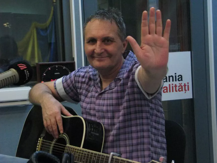 921643_661358053880952_21237295_o