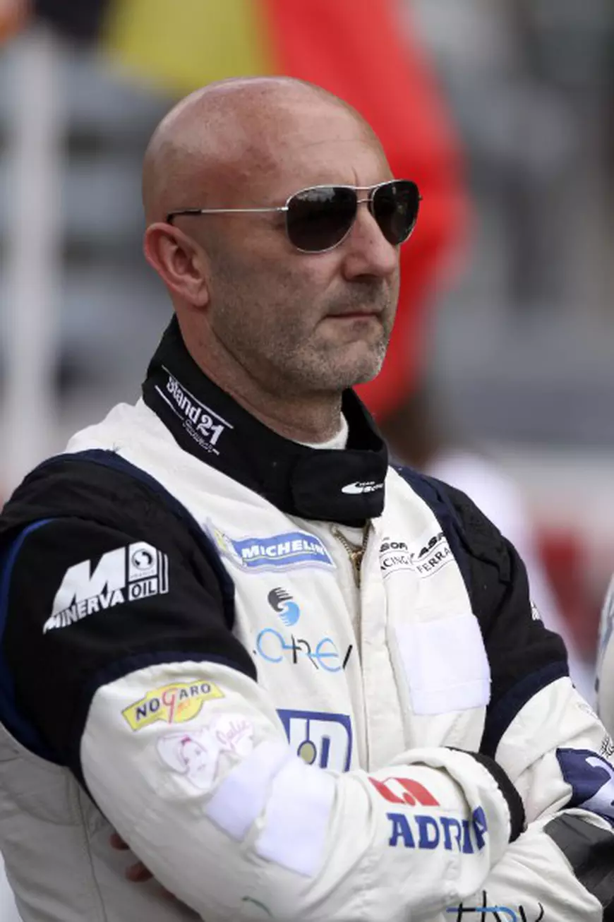 Fabien Barthez, un fost mare portar care visează să rupă norii și în cursele auto. (FOTO: EPA)