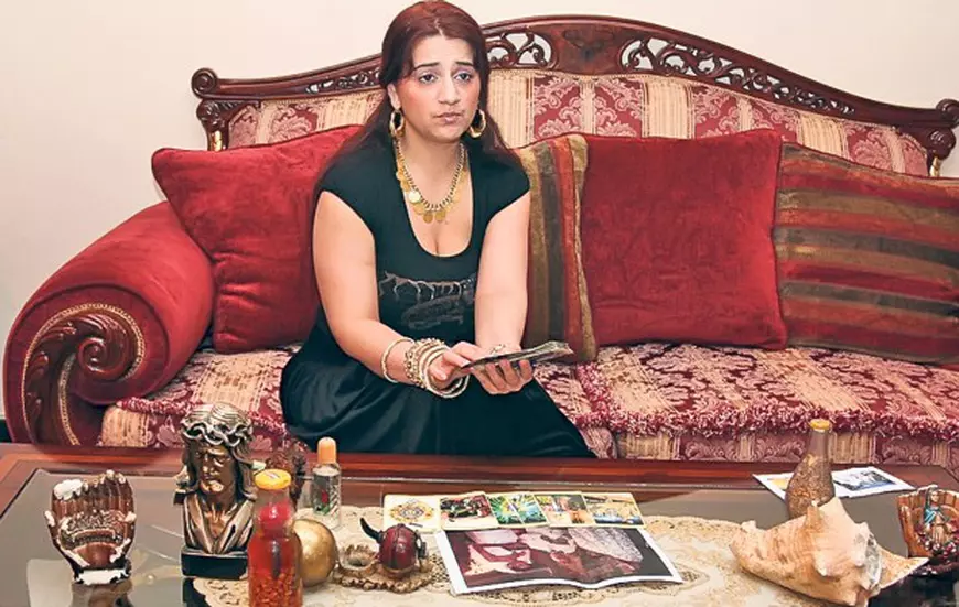 14-VRAJITOARE-VANESSA