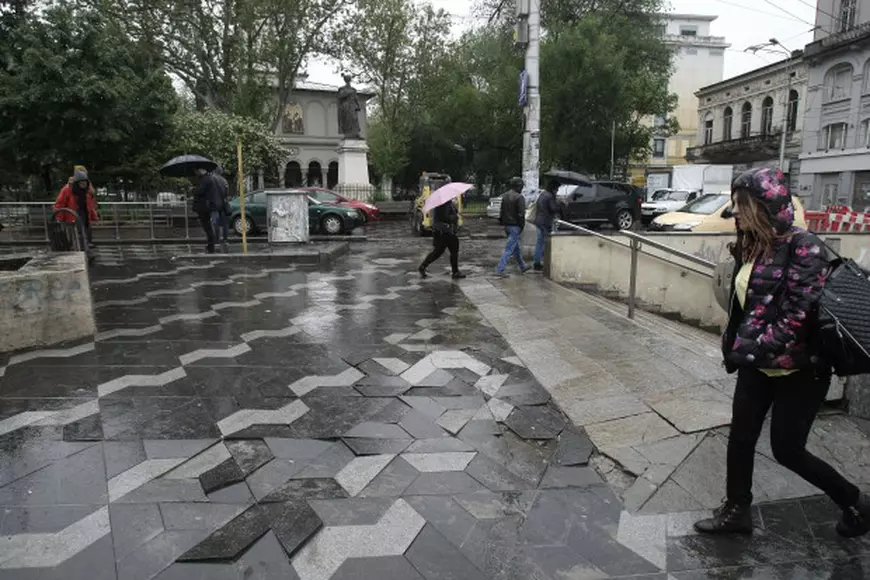 Aşa arată intrarea în Pasajul Latin, reabiliată în 2014