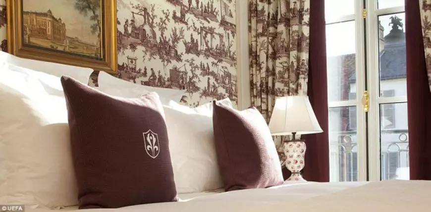 34AF7DE900000578-0-image-a-22_1464620574124