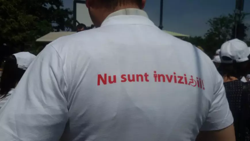 NU SUNT INVIZIBIL