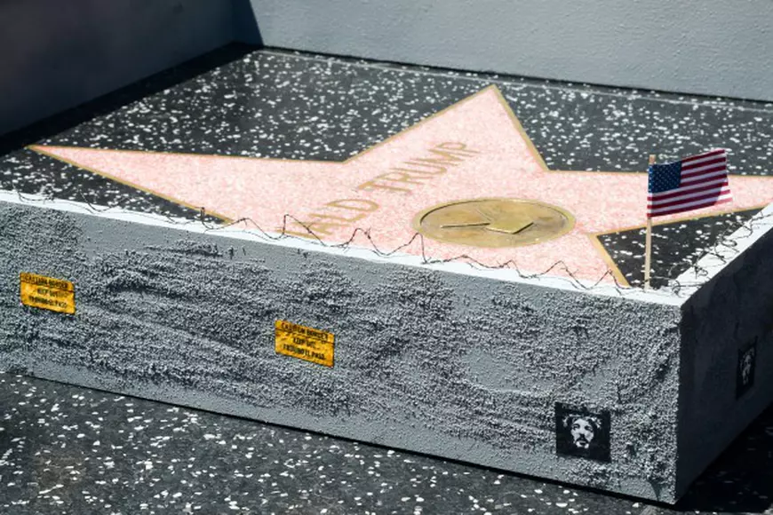 Donald Trump, stea Hollywood Walf of Fame - EPA
