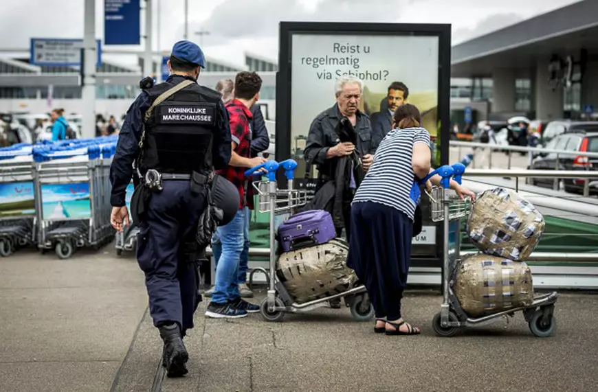 Masuri suplimentare de securitate la aeroportul Schiphol, Amsterdam - EPA