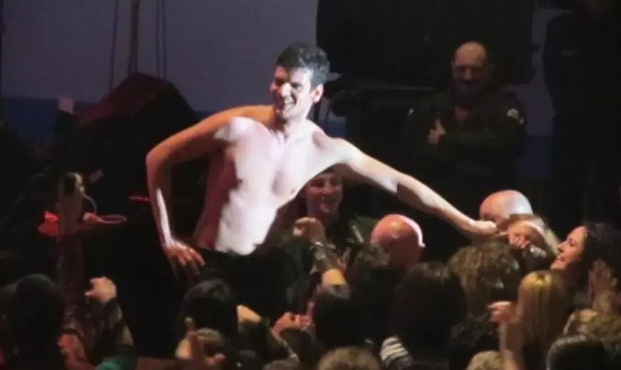 tudor chirila dezbracat