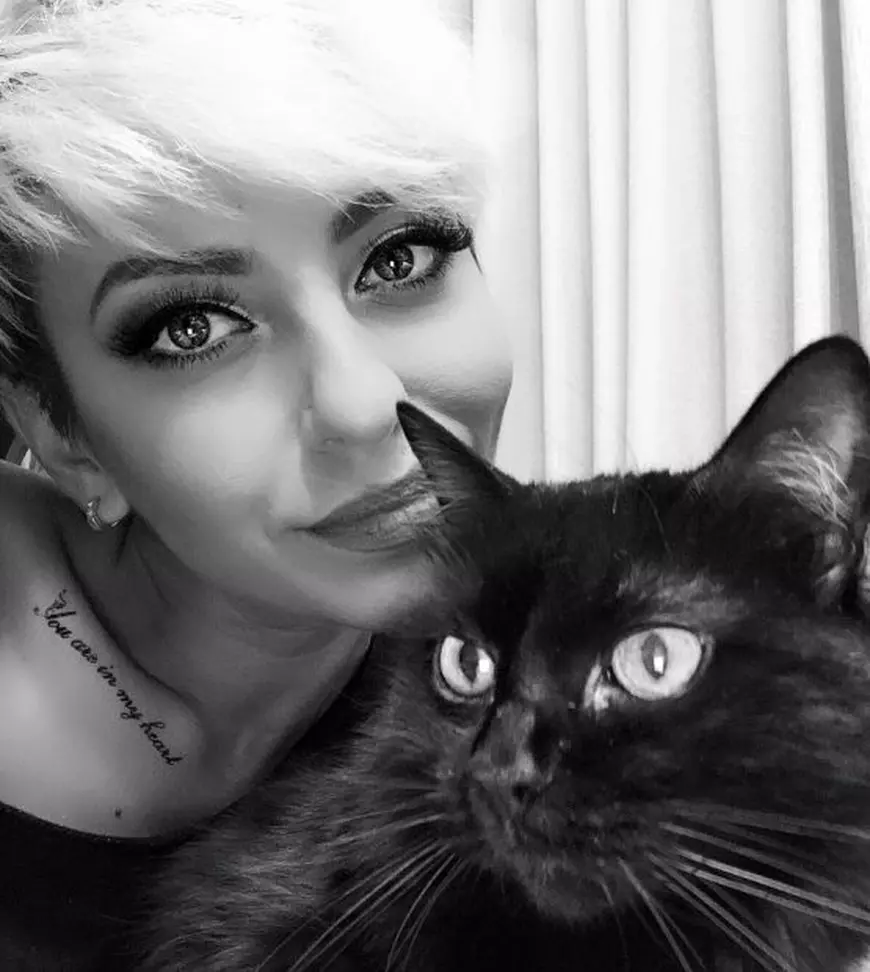Giulia_Anghelescu tatuaj