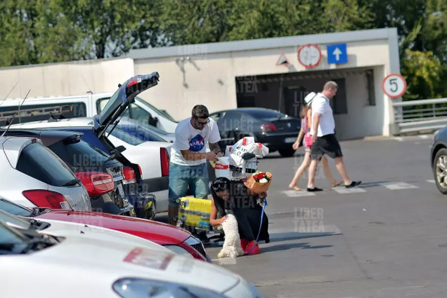 adelina---pestritu-speak-aeroport-intoarcere-maldive-(6)