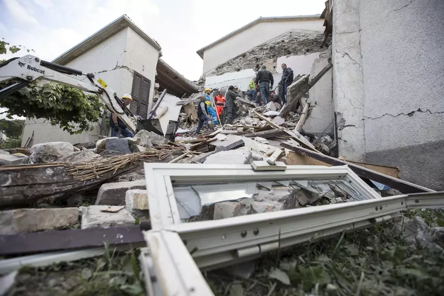 6.2 magnitude earthquake hits central Italy - at least 37 dead