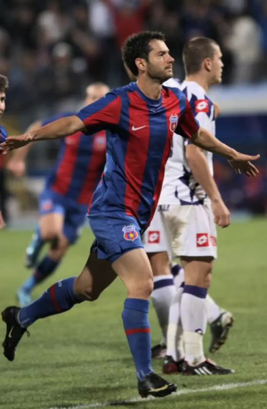 Alex Păcurar, în scurta sa aventură în tricoul Stelei