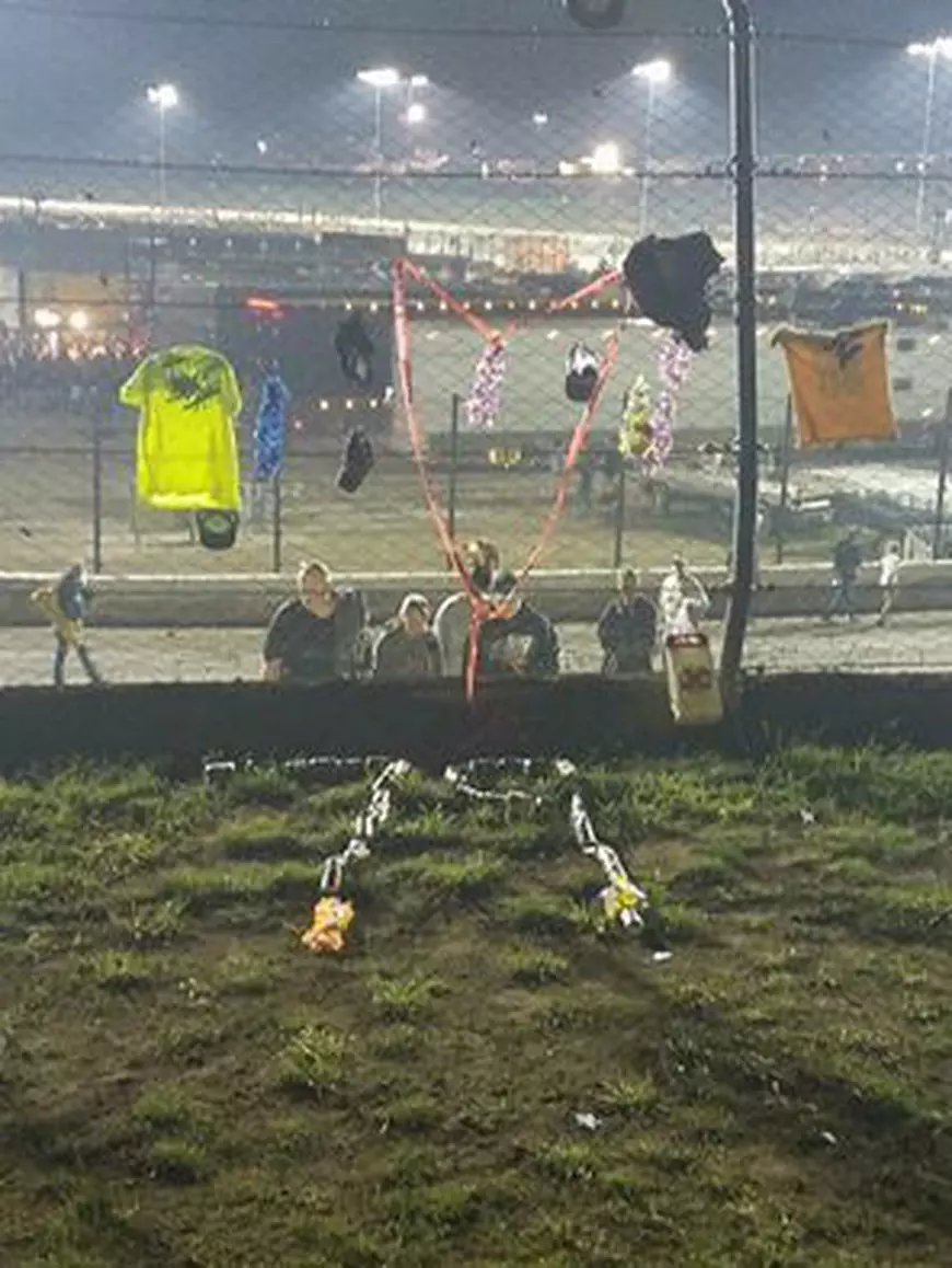 14292486_653543344801293_1092606584728448720_n