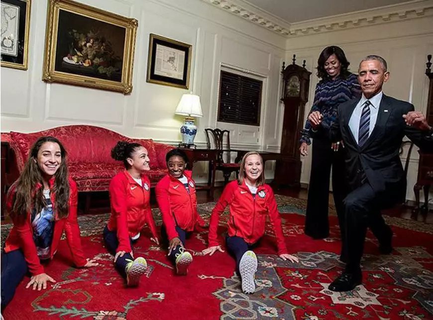 Barack Obama incearca sa faca spagatul