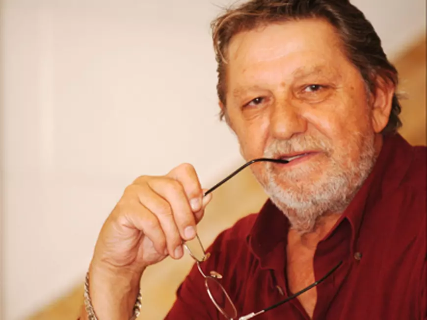 Sebastian Papaiani a murit