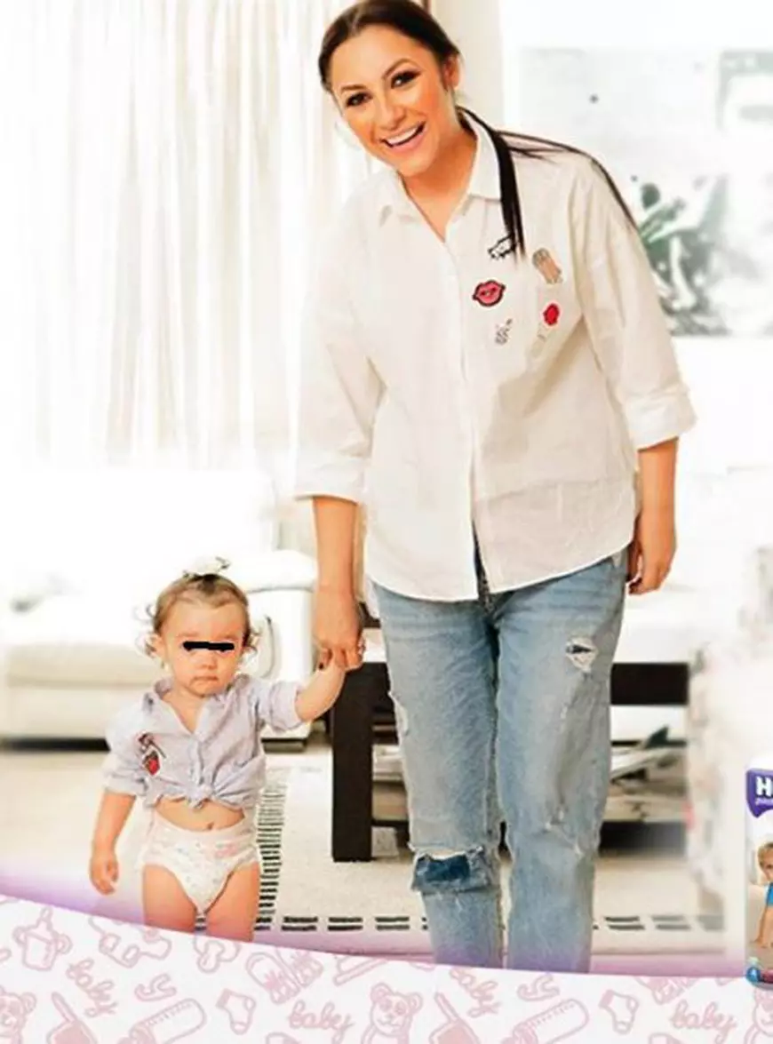 Andra-in-culmea-fericirii-fetita-ei-a-facut-primii-pasi