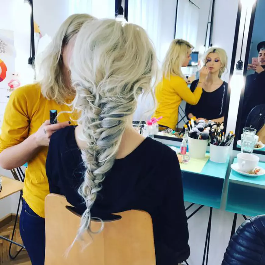 Andreea Bălan s-a întors la muncă 1