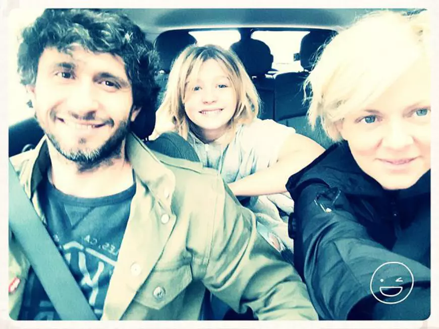 Dana Nălbaru, alături de soțul și fiica ei