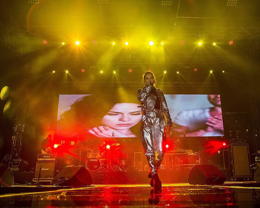 Inna a avut parte de o surpriză uriașă 1