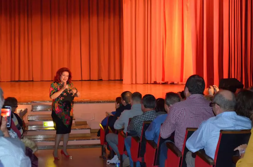 Stela Popescu și Vasile Muraru s-au închinat într-o biserică din Zaragoza 1