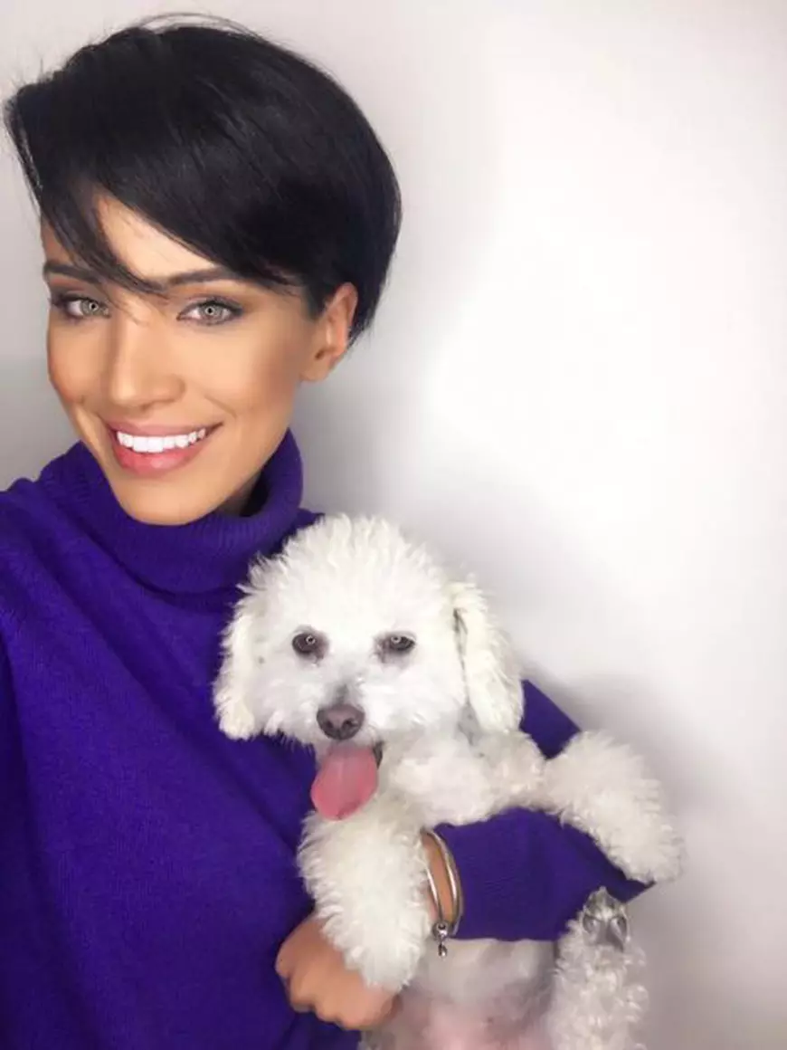 Vremea ploioasă i-a dat de cap Adelinei Pestrițu. Ce a făcut vedeta toată ziua