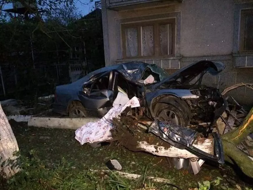 Așa arăta mașina în care a murit Mladen
