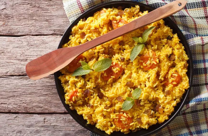 orez-basmati-cu-caise-si-stafide