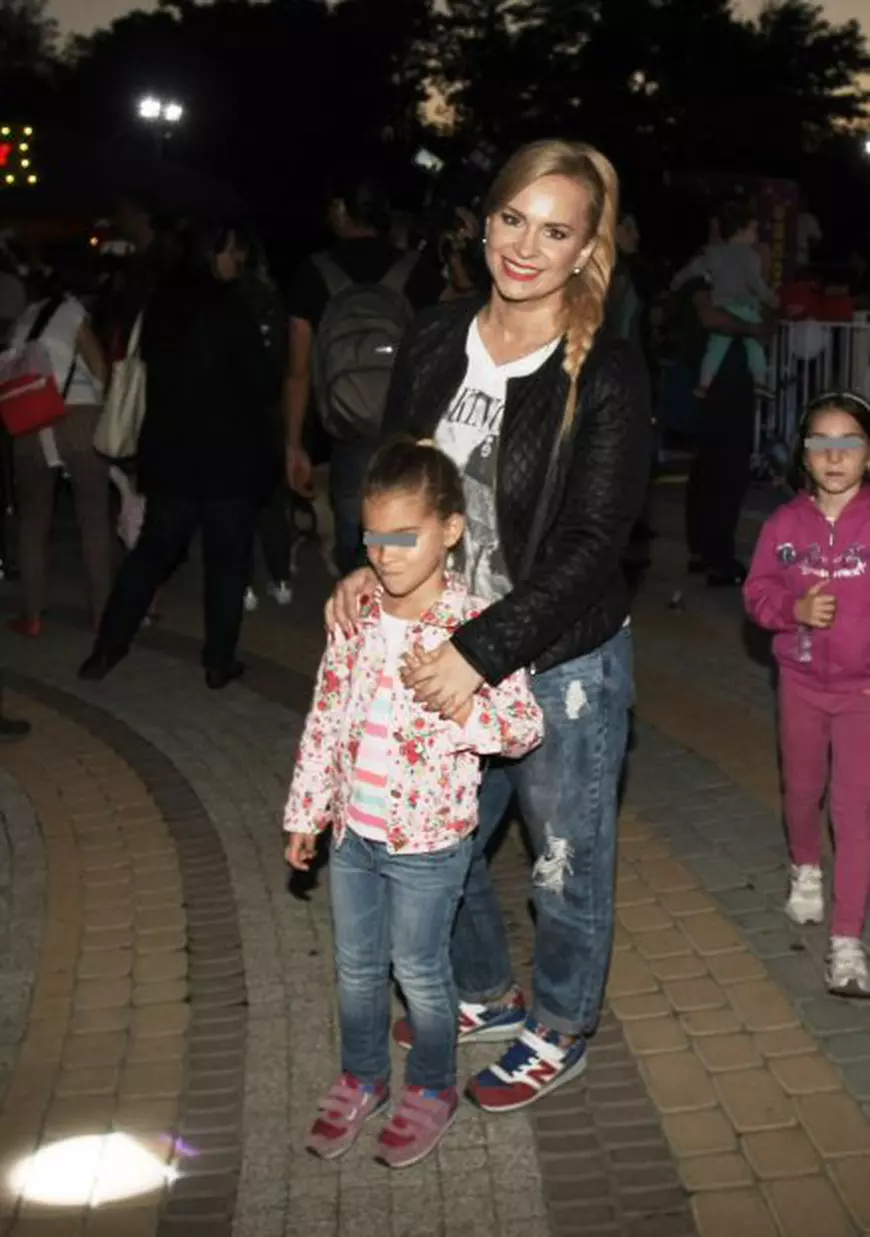 paula chirila si carla