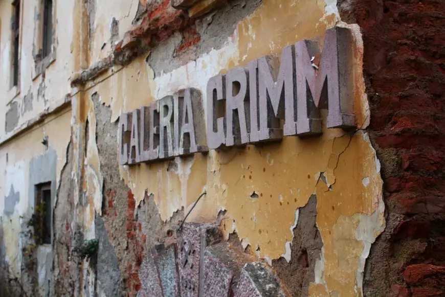 Povestea Albei ca Zăpada pare spusă de o mina de aur părăsită din Hunedoara