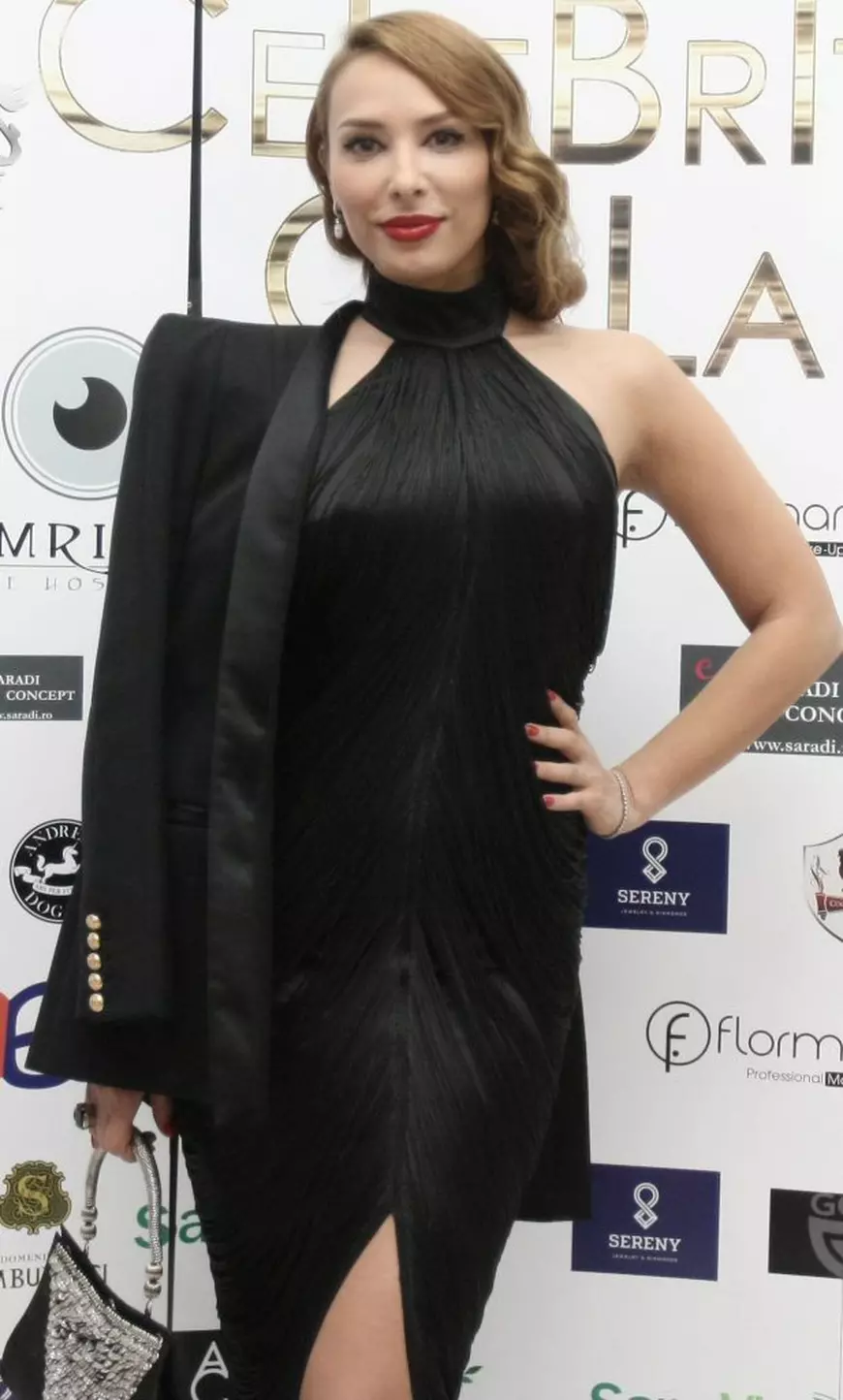 Iulia Vântur vede în sufletele oamenilor