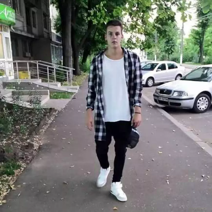 Un student a fost omorât de un prieten
