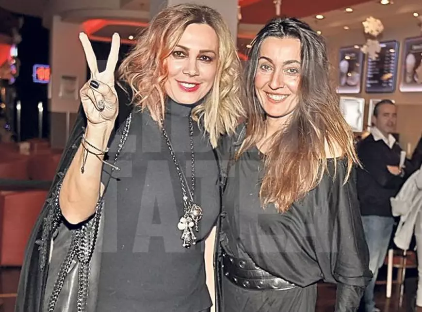 dana Savuica si sora ei