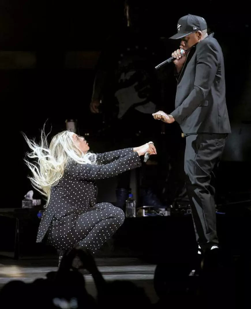 Beyonce și Jay Z, la un concert pentru sustinerea lui Hillary Clinton