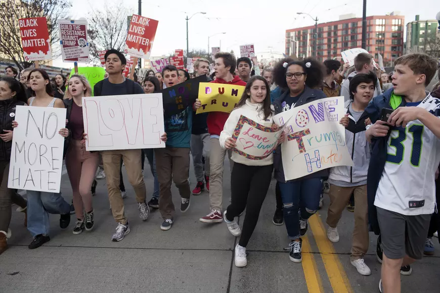 Studenții protestează împotriva lui Trump