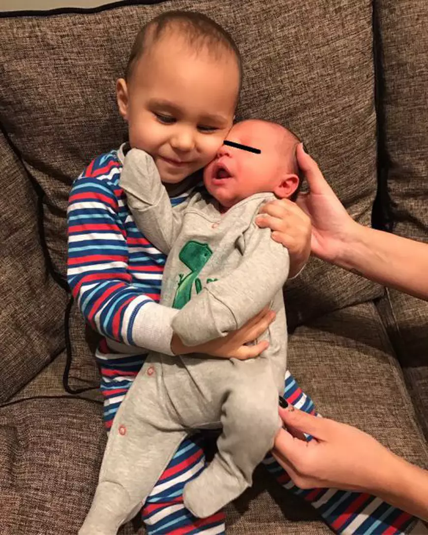 Prima imagine cu bebelușul Antoniei