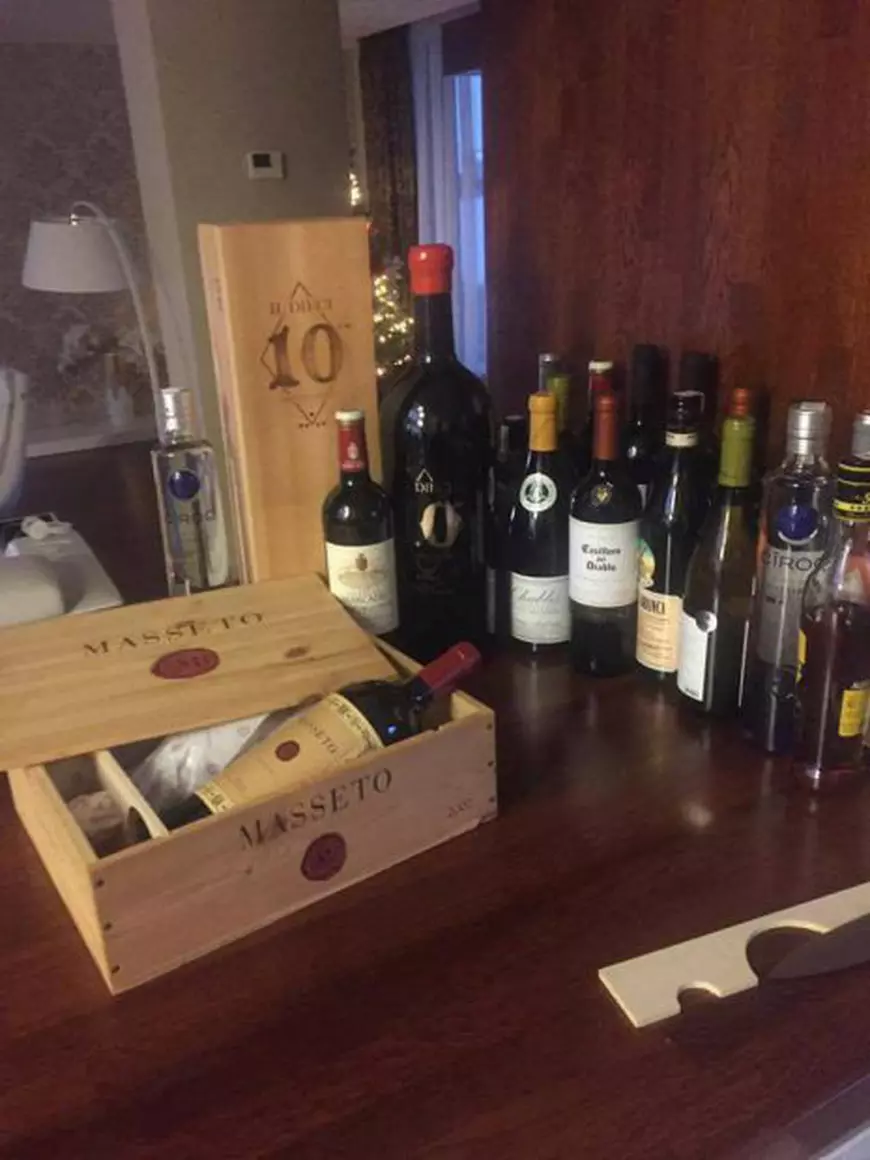 15723869_1059310567512438_1980556530_n