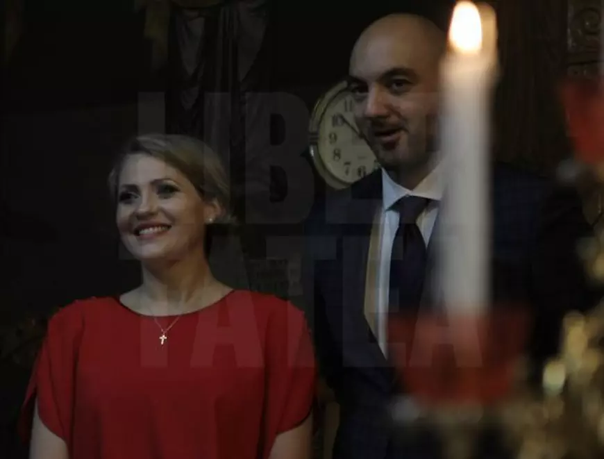 Mirela-Vaida-si-sotul-620x471