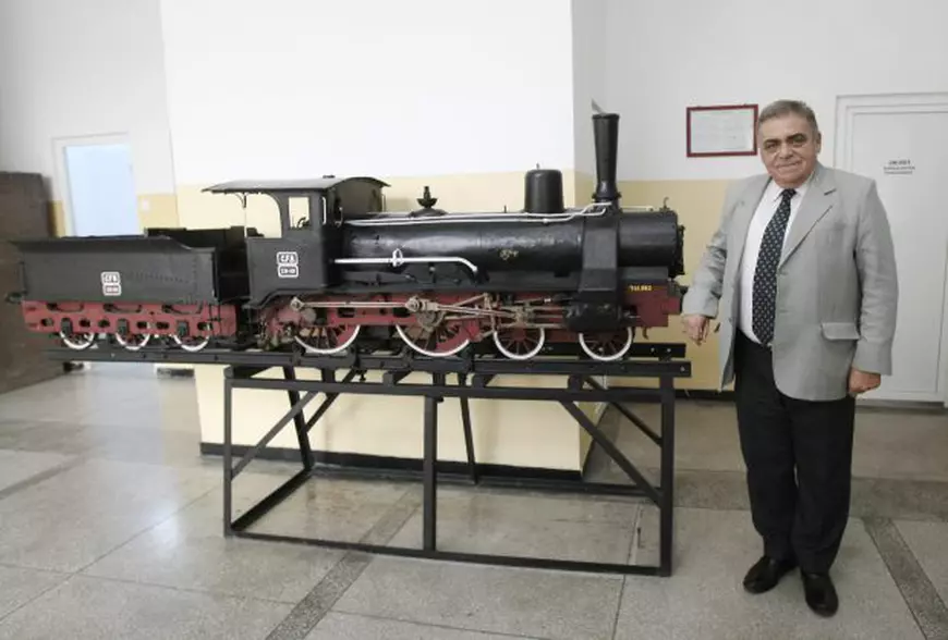 foto 2 - Ioan Sebeşan, Facultatea d eMaterial Rulant Politehnică - ANGE7505