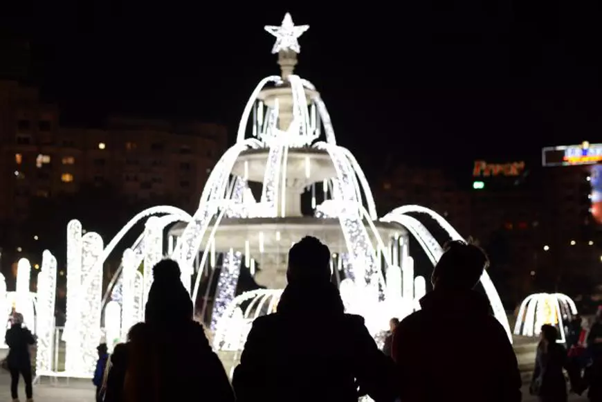 luminite craciun bucuresti 11