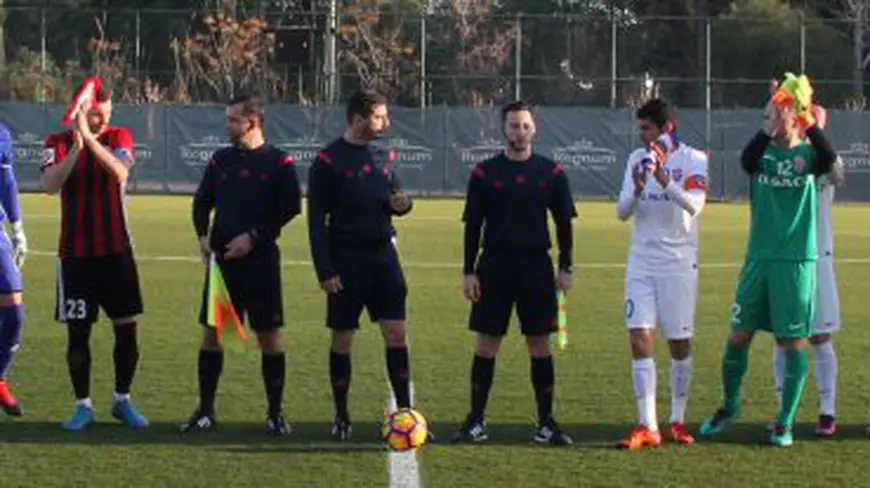 Răzvan Nedelcu, primul arbitrul din dreapta