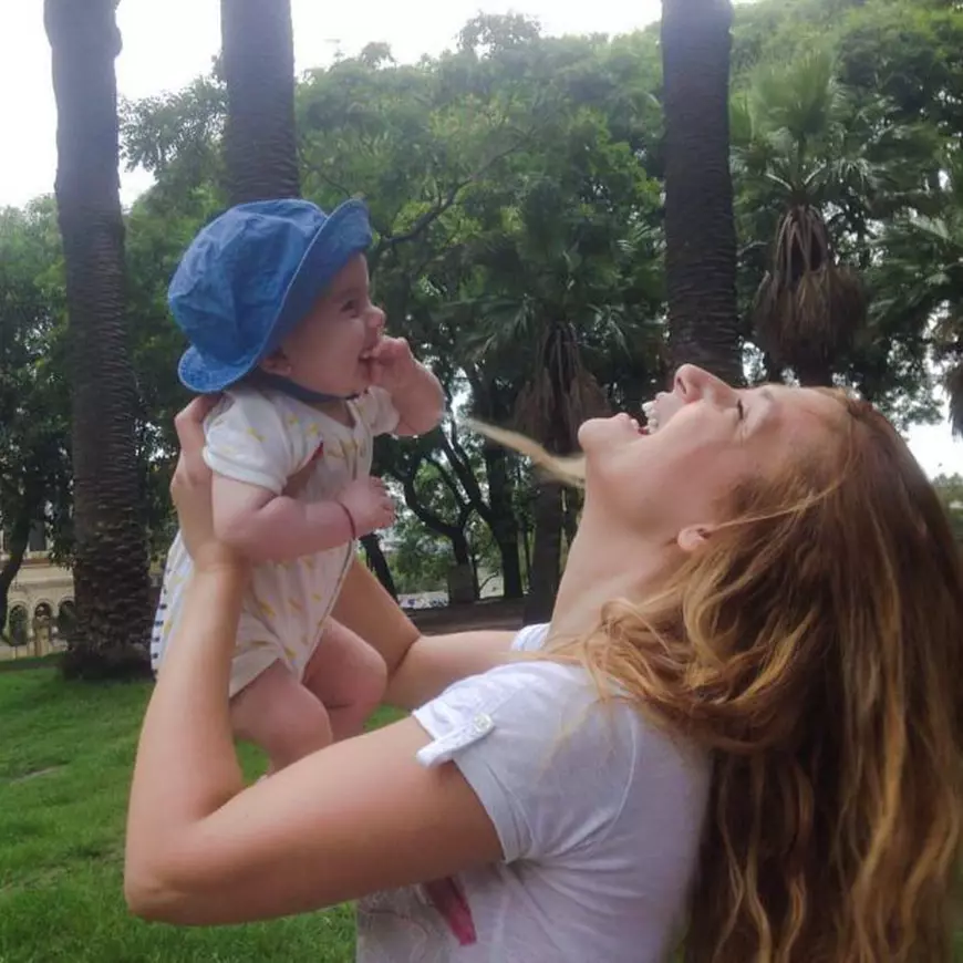 Fetița Amaliei Enache a crescut. Imagine emoționantă cu cele două