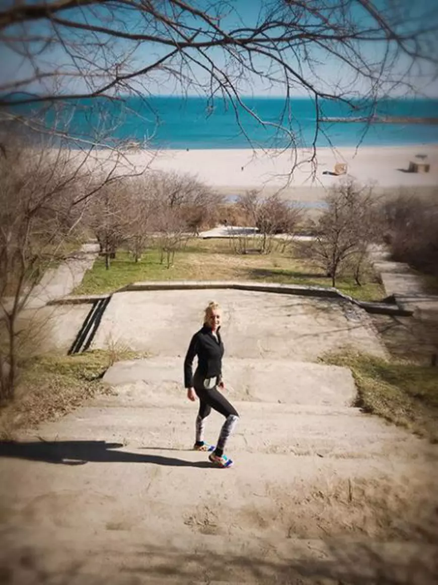 Decizia luată de Diana Dumitrescu după ce s-a îngrășat. Face sport pe plajă
