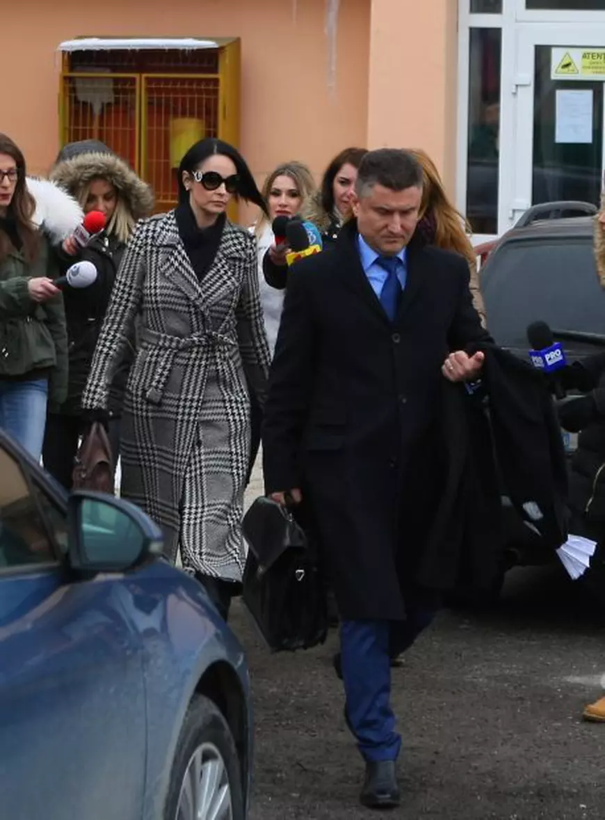 EXCLUSIV/Andreea Marin, divorț cu ușile închise. Tuncay Ozturk nu a ajuns la Tribunal