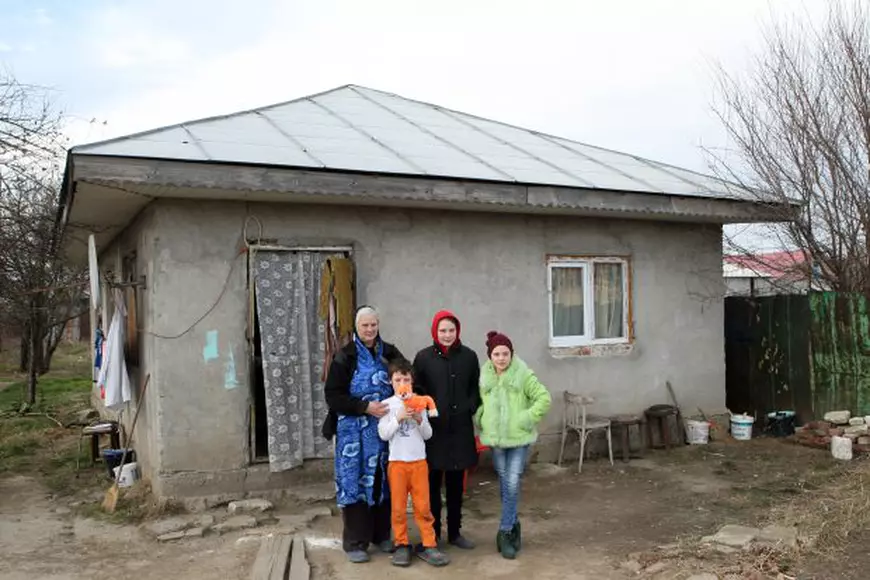 ”Păpușile din Glina”