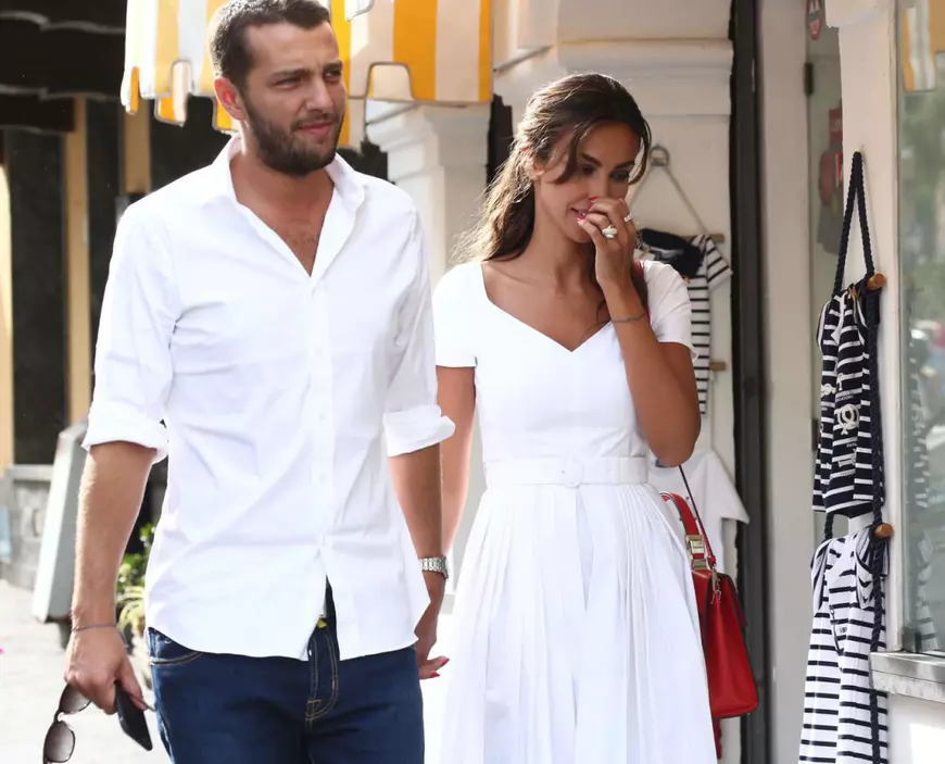 Gestul făcut de Mădălina Ghenea pentru iubitul ei. L-a așteptat cu flori de Valentine' Day | VIDEO