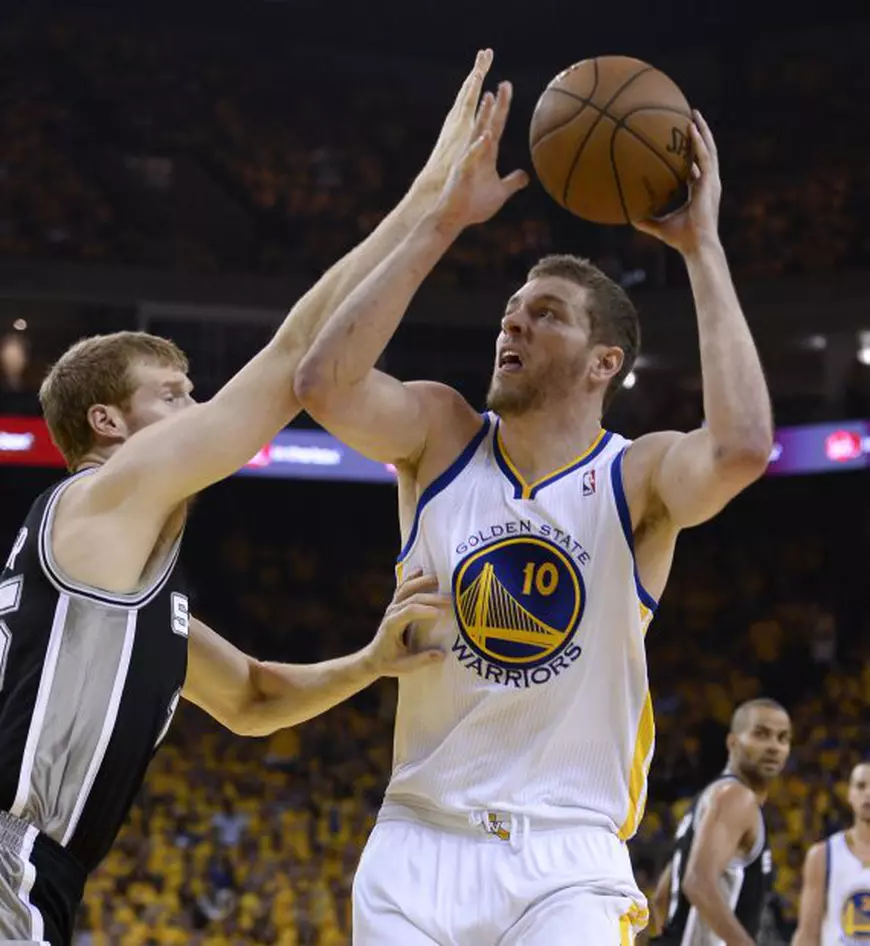 Jucătoarea de tenis Caroline Wozniacki se iubește cu baschetbalistul David Lee