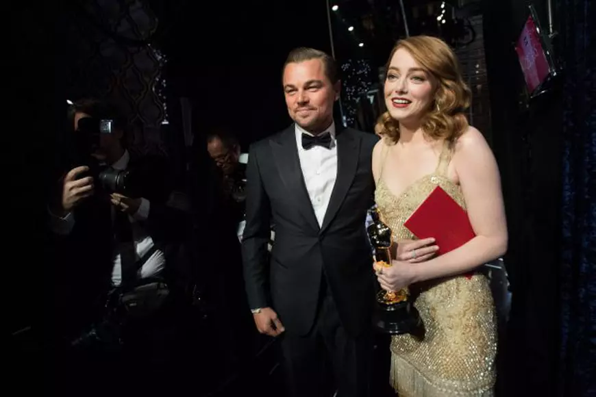 Internauții au găsit vinovatul pentru gafa de la Oscar: Leonardo DiCaprio