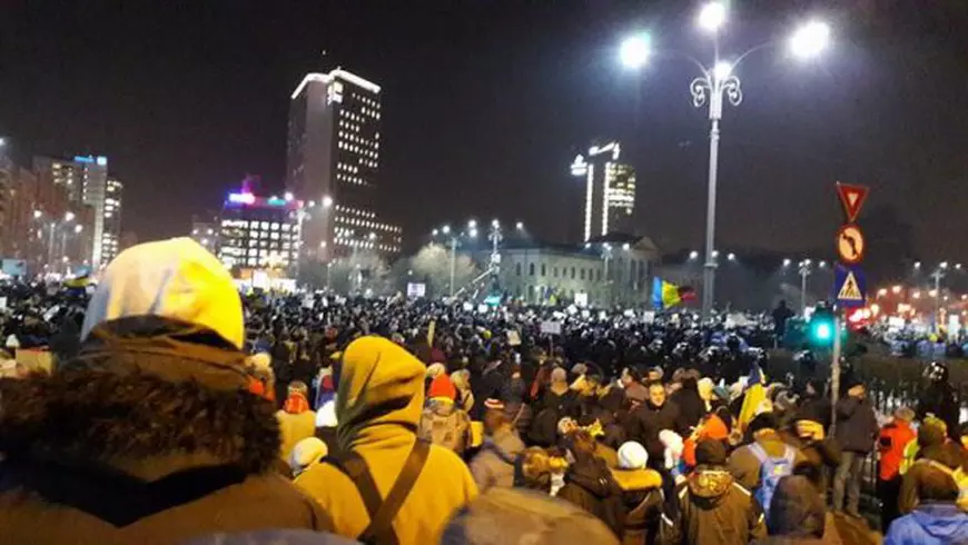 Alexandru Ciucu amână prezentarea colecției de la Palatul Parlamentului. “Noile frământări sociale au fost un factor decisiv!”